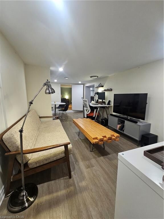 Property Photo:  89 South Oval  ON L8S 1P9 