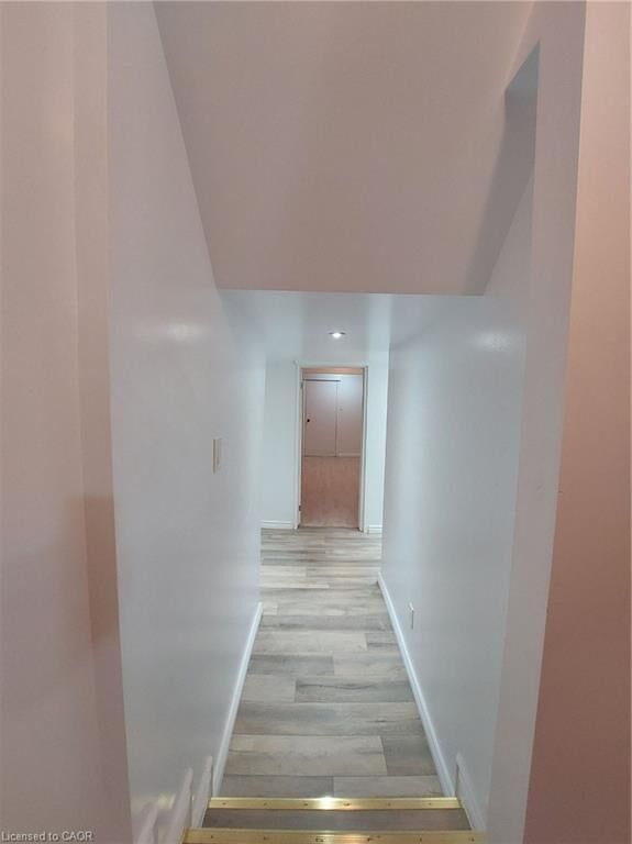 Property Photo:  610 Stone Church Road W Bsmt  ON L9B 1A7 