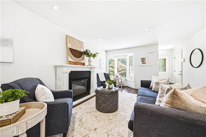 Property Photo:  744 Miriam Crescent  ON L7S 2E3 