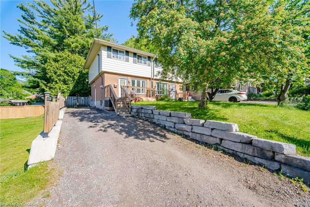 Property Photo:  188 Edward Street  ON N3C 1K5 