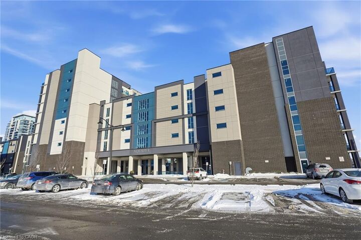 Property Photo:  16 Concord Place 346  ON L3M 0J1 