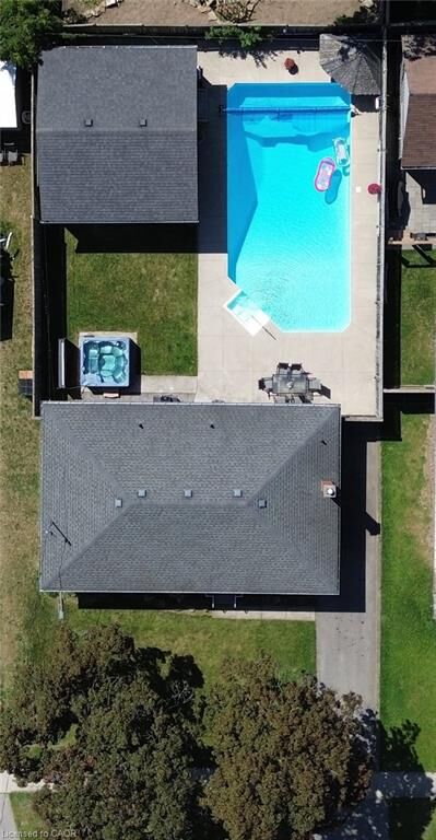 Property Photo:  26 Woodhaven Road  ON N2C 1T6 