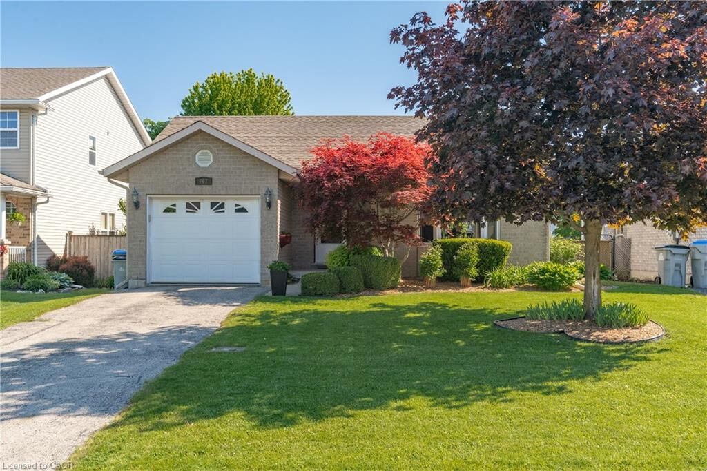 Property Photo:  767 Scott Street W  ON N4W 1J5 