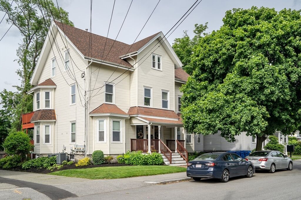 Property Photo:  86 Brown St 4  MA 02453 
