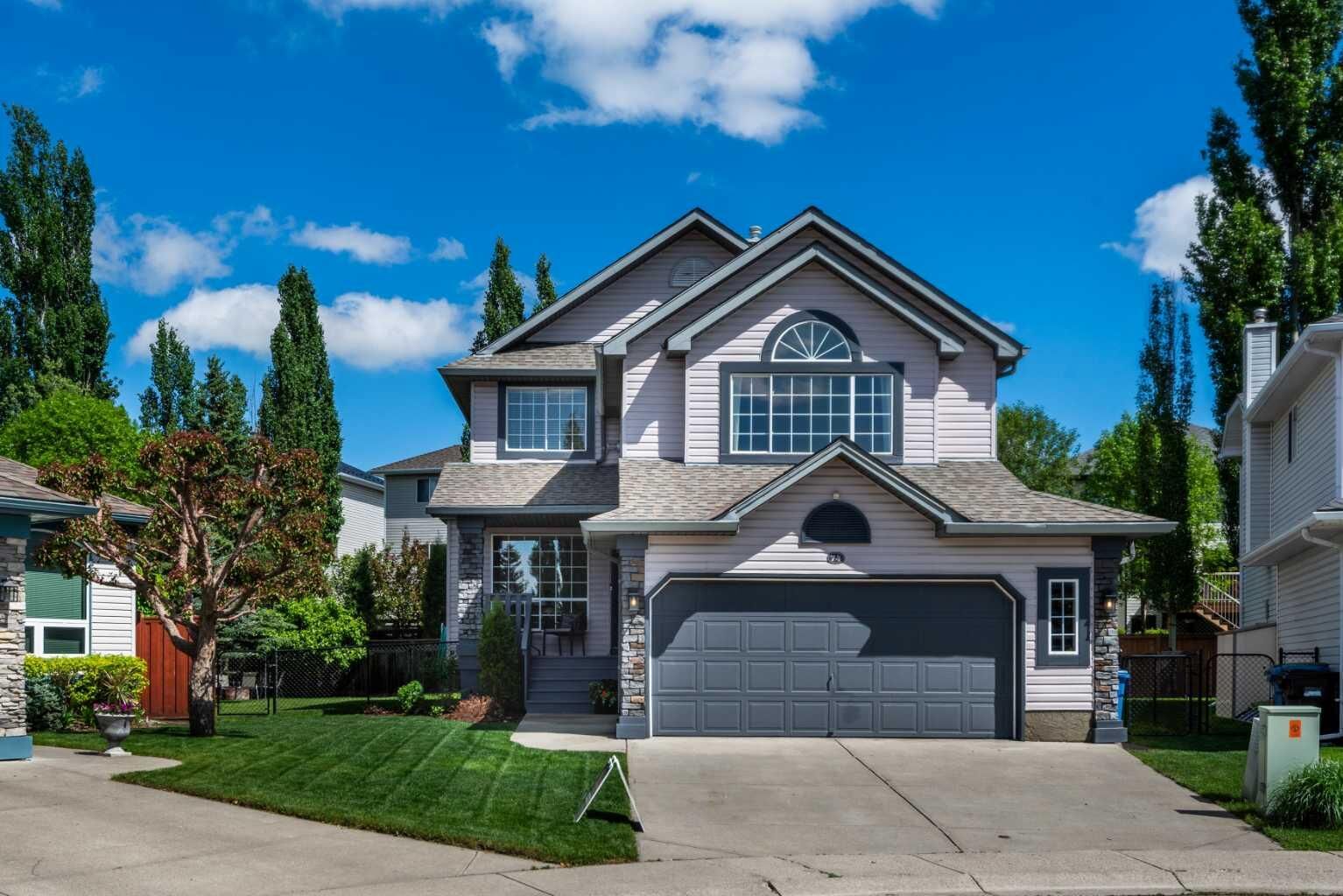 Photo de la propriété: 74 Douglasview Circle SE AB T2Z 2P4