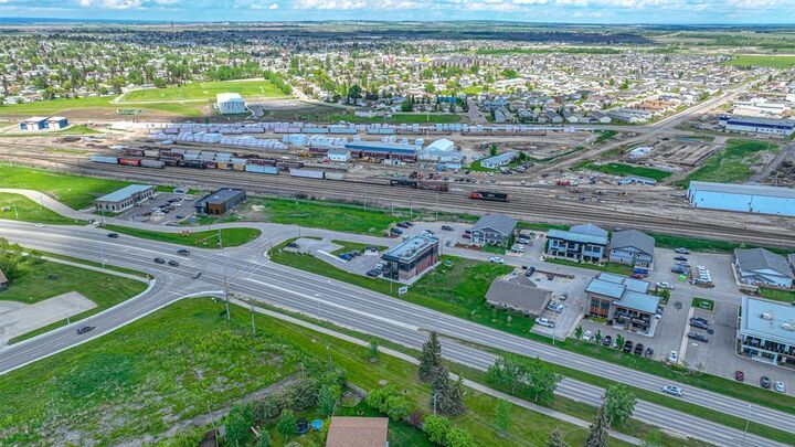 Property Photo:  9205 Resources Road  AB T8V 8C2 