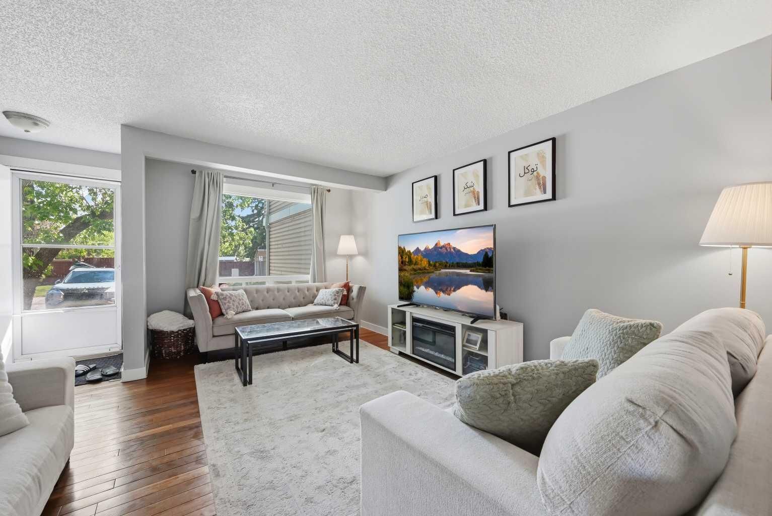 Property Photo:  1155 Falconridge Drive NE 11  AB T3J 1E1 