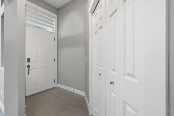 Property Photo: 209 Oakmere Close AB T1X 1L1