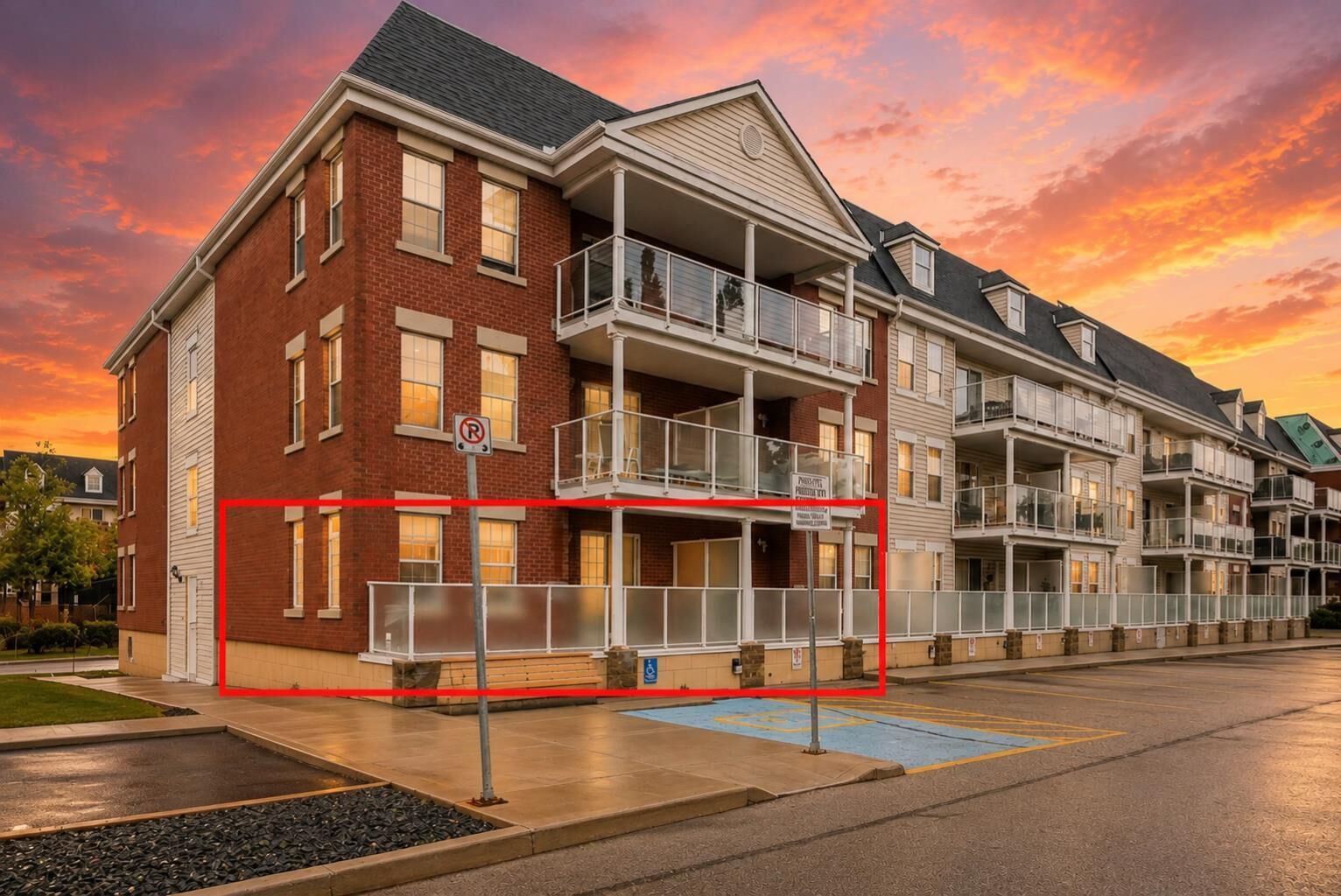 Property Photo:  2233 34 Avenue SW 128  AB T2T 6N2 