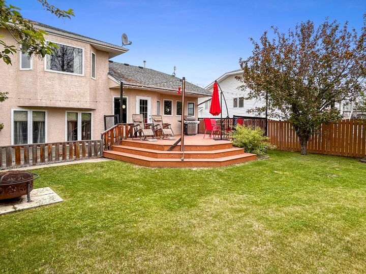 Property Photo:  2904 45 Avenue  AB T9S 1N8 
