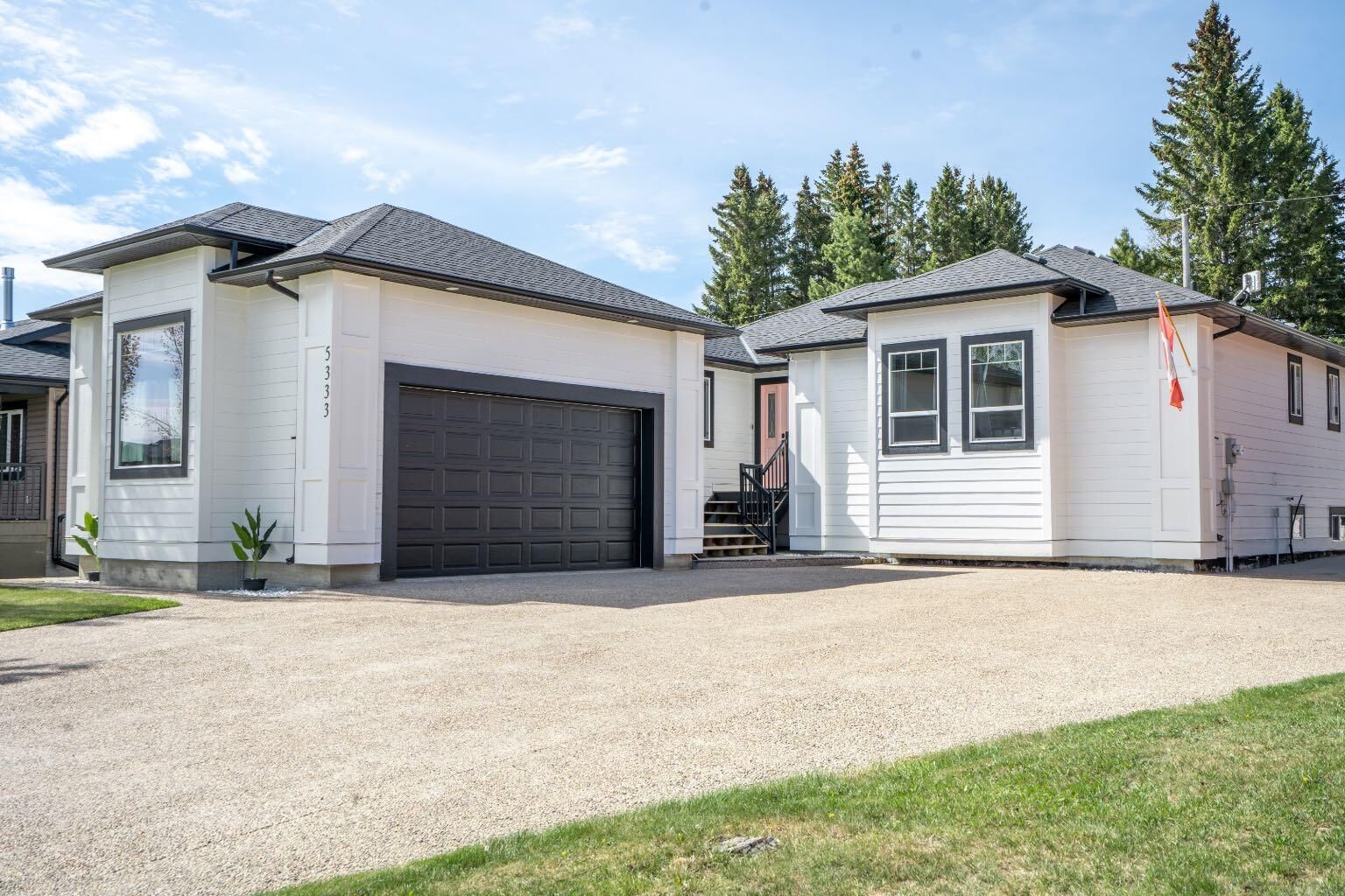 Property Photo: 5333 55 Avenue AB T0B 0H0