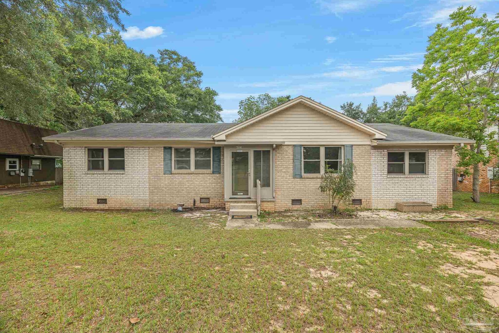 Property Photo:  6105 E Shore Dr  FL 32505 