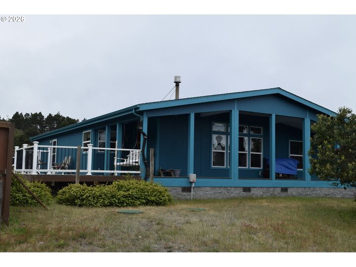Property Photo:  24120 Carpenterville Rd  OR 97444 