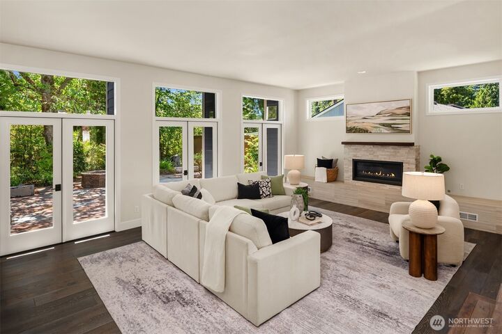 Property Photo:  421  16th Lane  WA 98033 