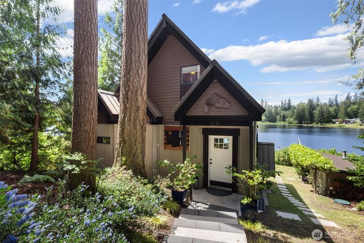 Property Photo:  8530 E Lake Cochran Road  WA 98272 