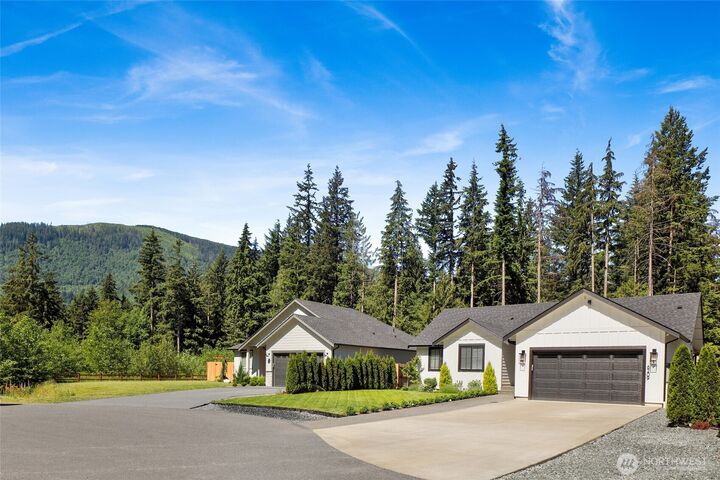 Property Photo: 8209 Colfax Court WA 98266