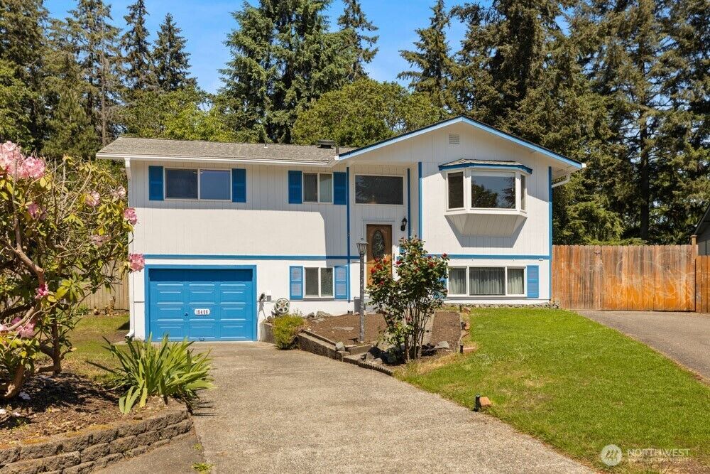 Property Photo: 15406 24th Avenue E WA 98445