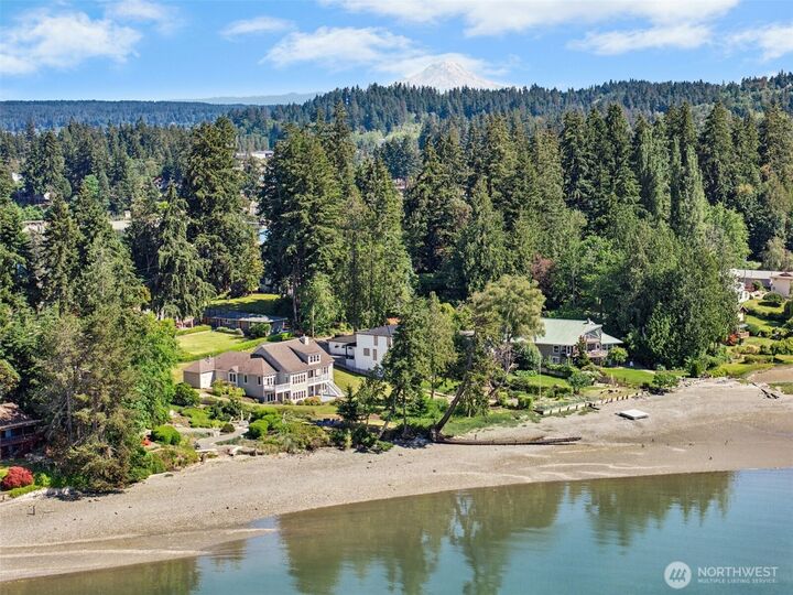 Property Photo:  15809  Virginia Point Road NE  WA 98370 