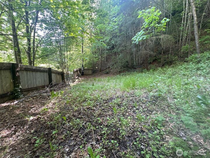 Property Photo:  150 N Sunnyside Road  WA 98584 