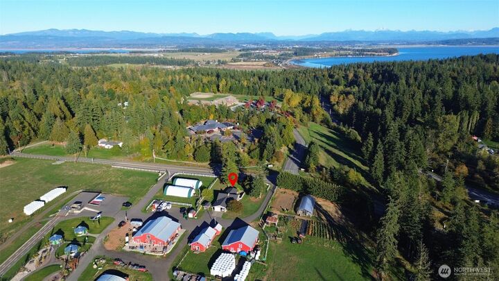 Property Photo:  615  Arrowhead Road  WA 98282 