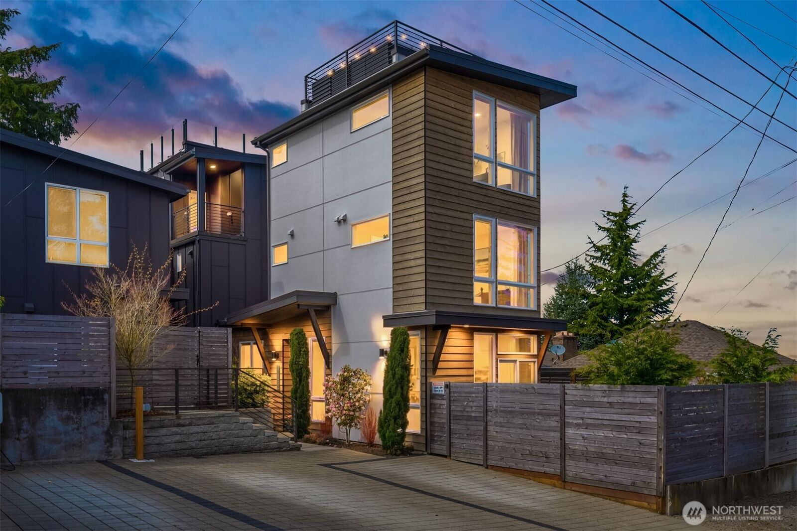 Property Photo: 6710 36th Avenue SW B WA 98126