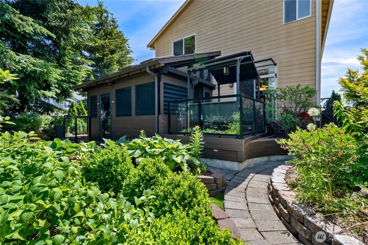 Property Photo:  2925  179th Street Ct E  WA 98445 
