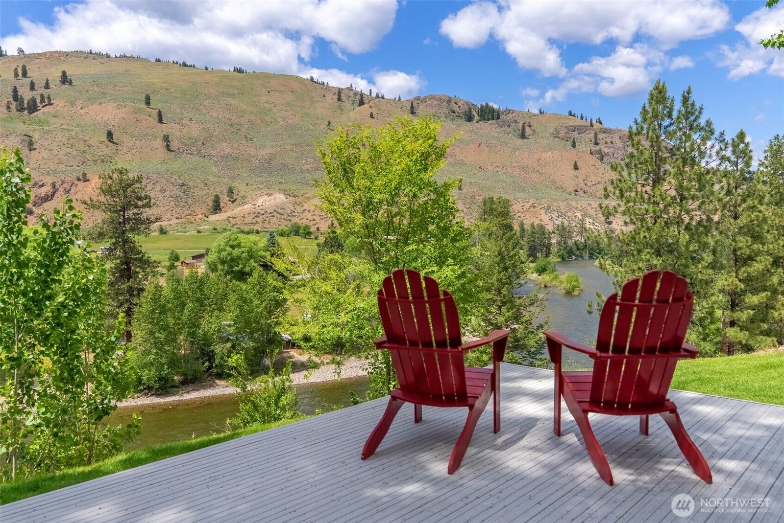Property Photo:  3 A  Ross Road  WA 98856 