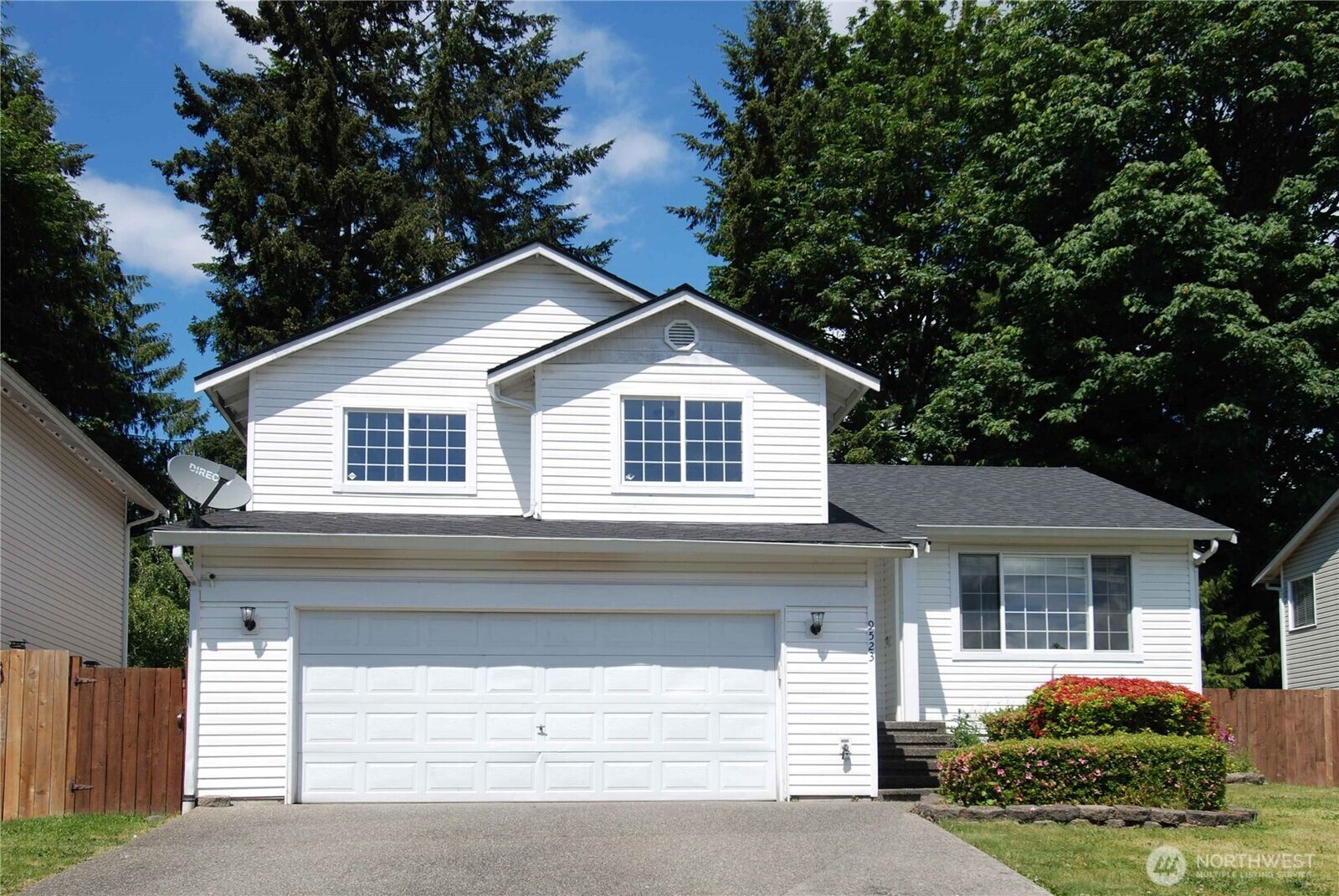 Property Photo:  9523  17th Place NE  WA 98258 