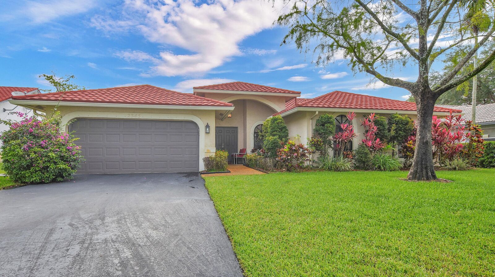 Property Photo: 2345 NW 95th Terrace FL 33065