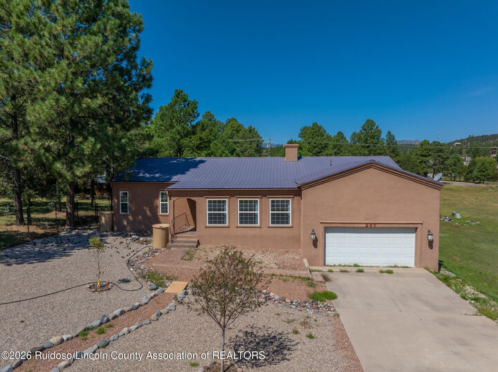 Property Photo:  207 Willie Horton Drive  NM 88345 