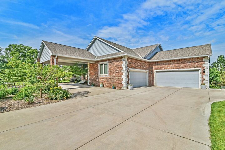 Property Photo: 217 S Grant KS 67026