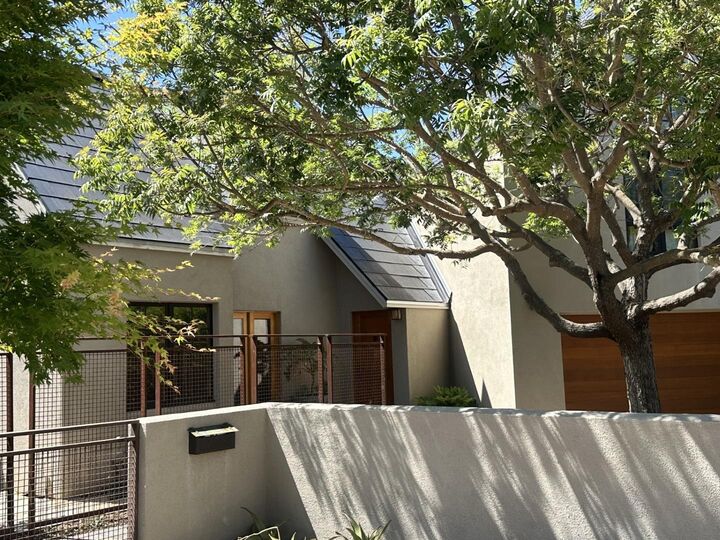 Property Photo:  825 Woodland Avenue  CA 94025 