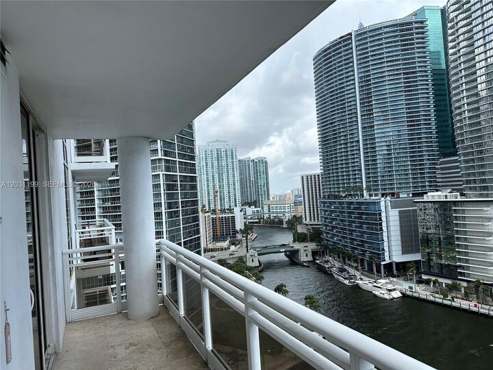 Property Photo: 901 Brickell Key Blvd 2005 FL 33131