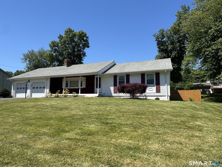 Property Photo:  117 Penney Drive  CT 06118 