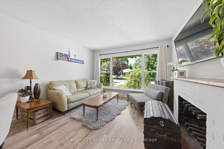 Property Photo: 193 Shelbourne Street ON K9H 5K3