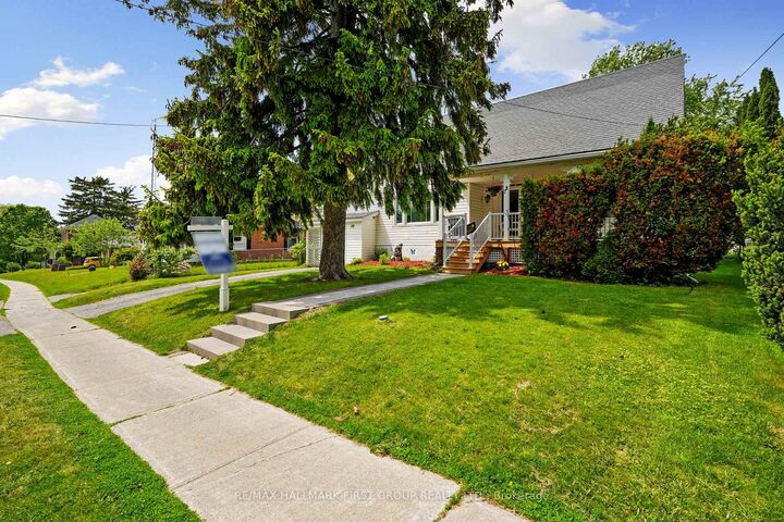 Property Photo: 28 King Street W ON K0K 1S0