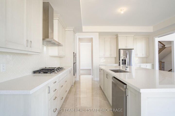Property Photo: 22 Aldwinckle Avenue ON L0L 2L0