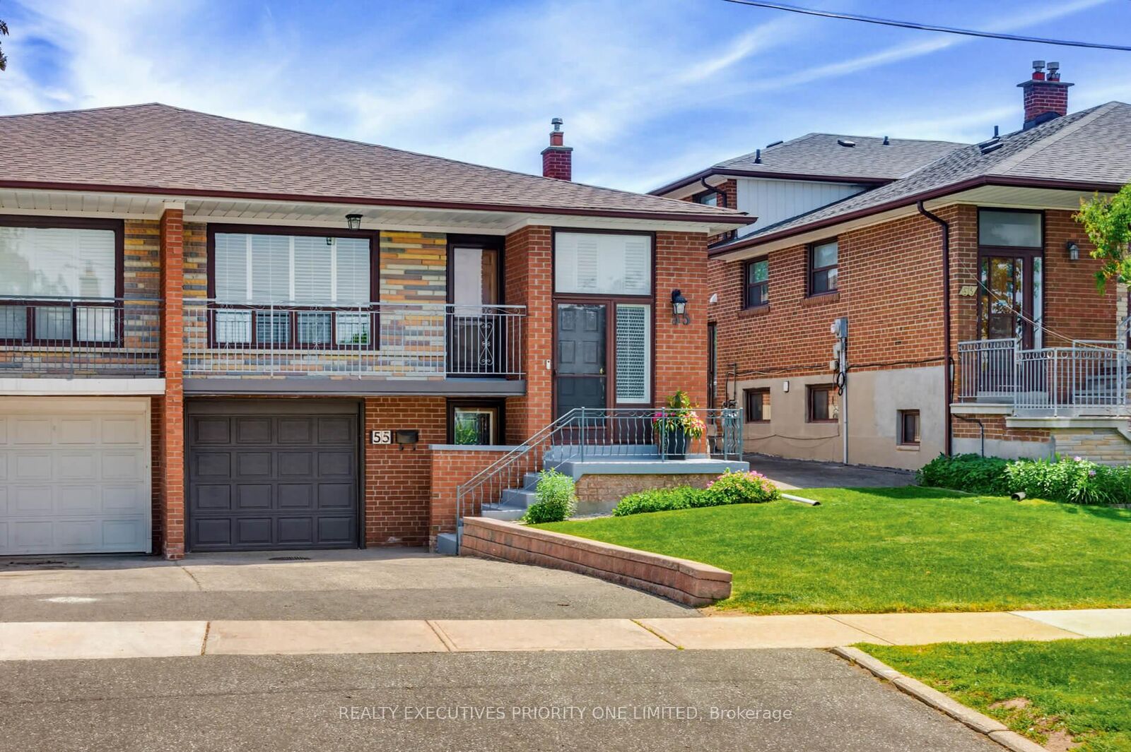 Property Photo: 55 Picaro Drive ON M3N 2B6