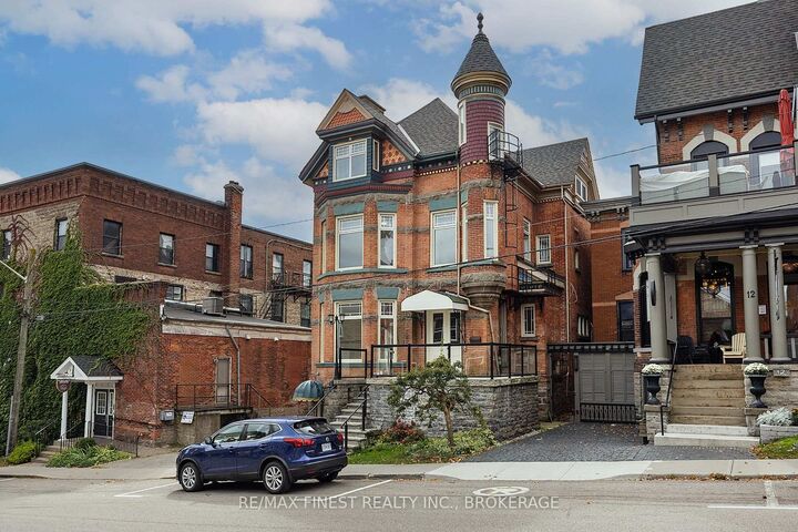 Property Photo: 10 Victoria Avenue ON K6V 2B1