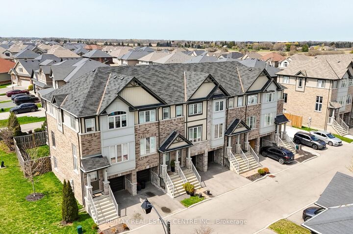 Property Photo: 247 Festival Way 4 ON L0R 1C0