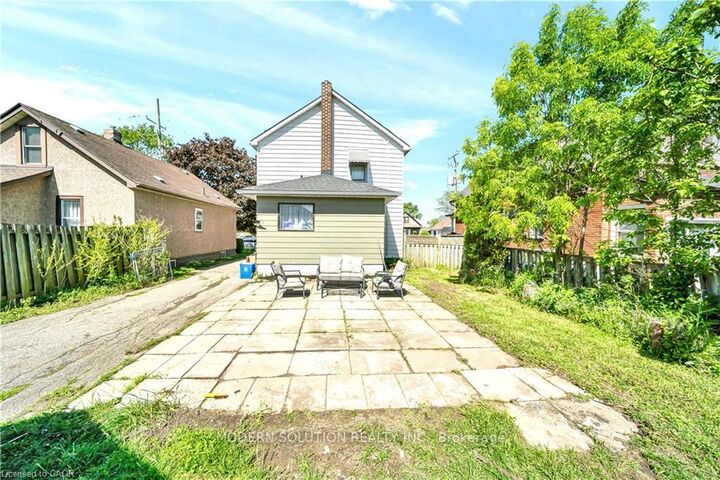 Property Photo: 457 Davis Street ON L3K 1Z7