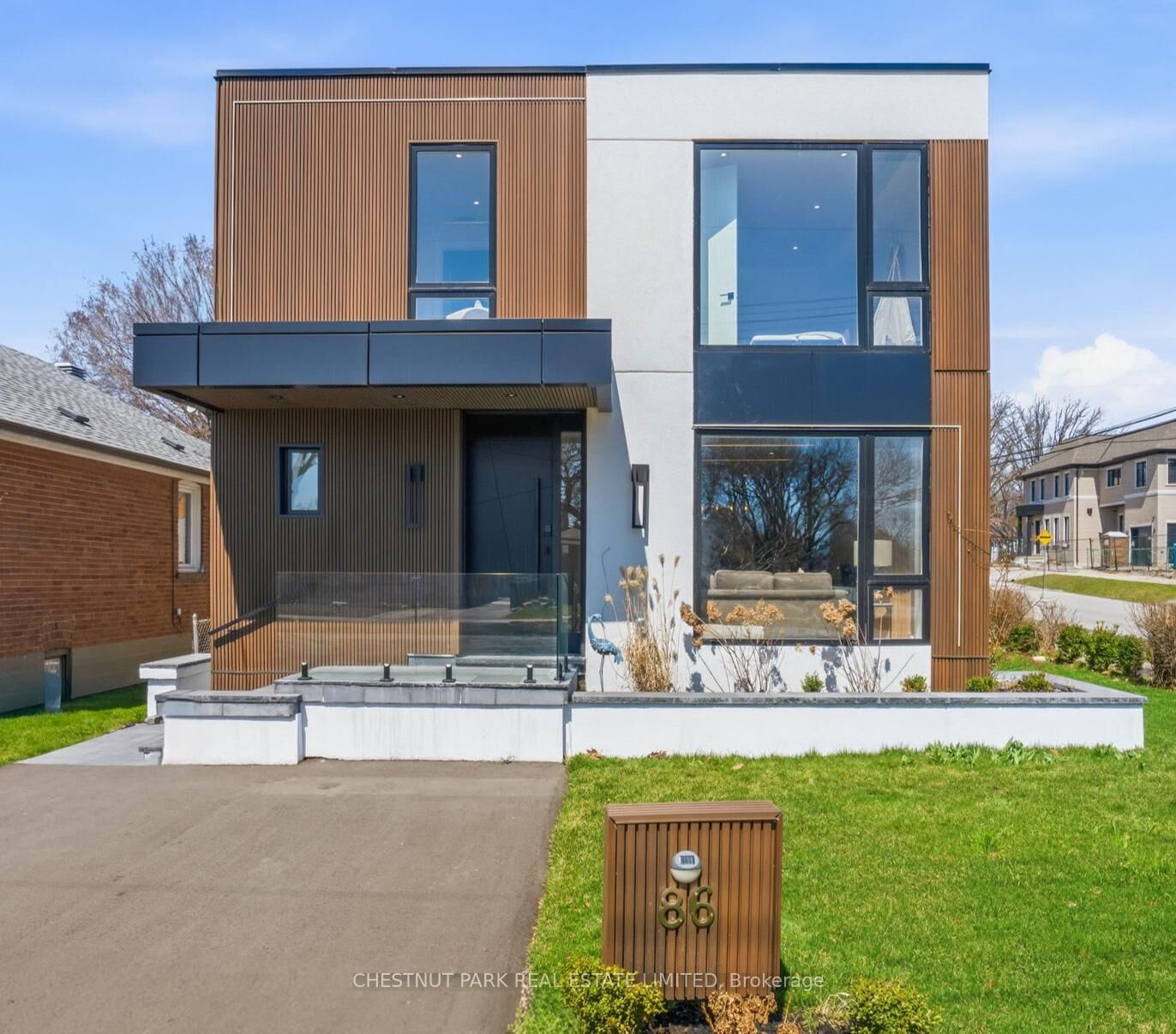 Property Photo: 86 Edgecroft Road ON M8Z 2C3