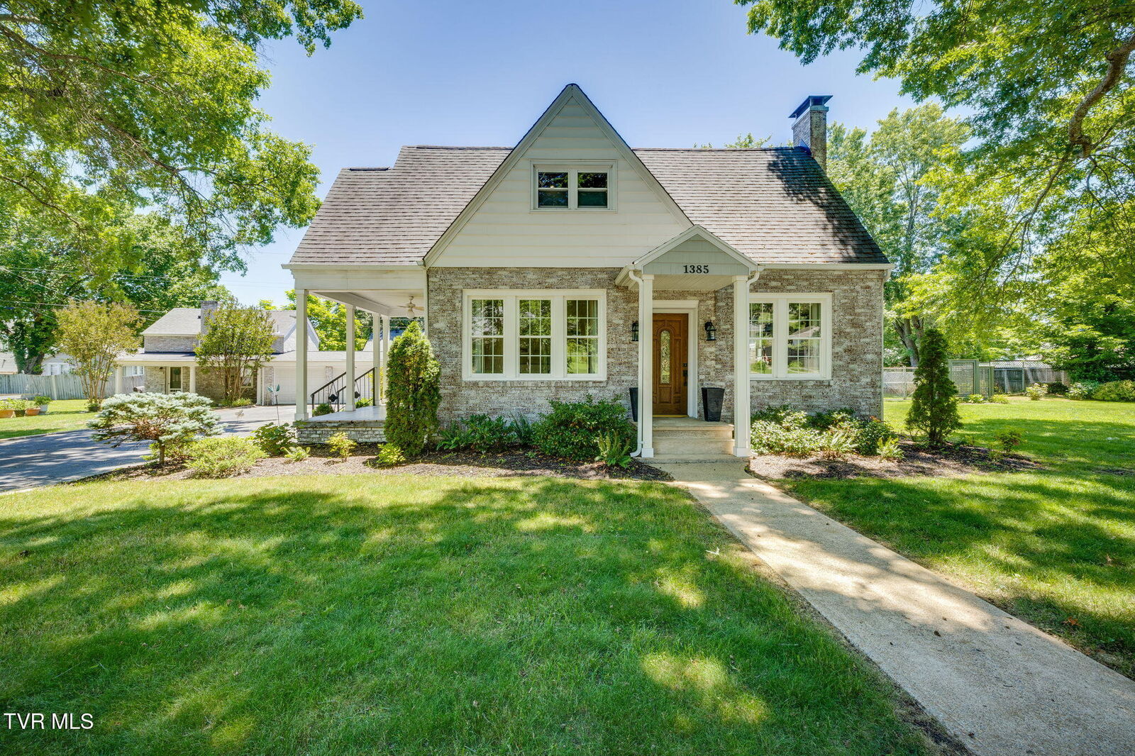 Property Photo:  1385 Catawba Street  TN 37660 