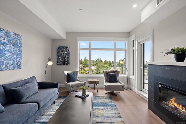 2520 Hackett Cres #107 — photo 1