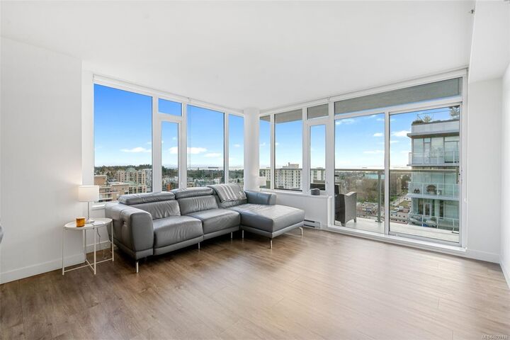 Property Photo:  845 Johnson St #2002  BC V8W 0G3 