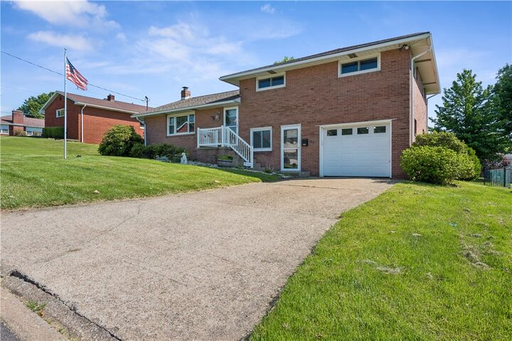 Property Photo:  33 Barbara Rd  PA 15650 