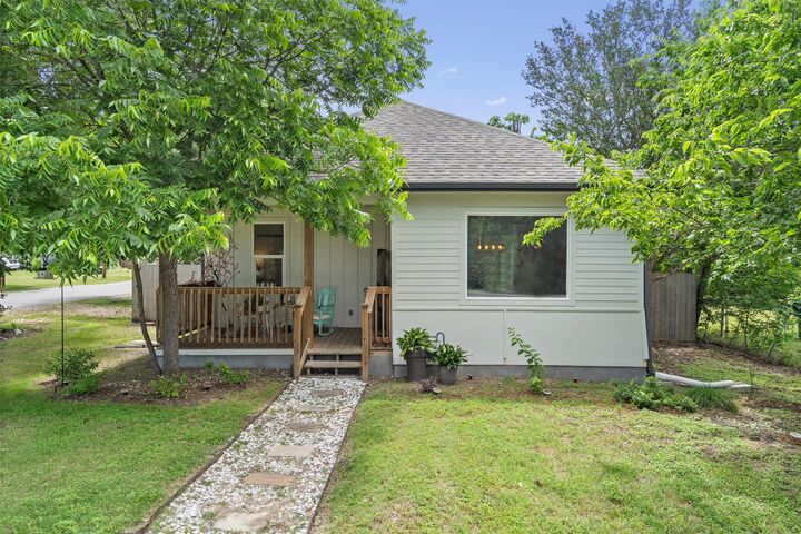 Property Photo: 514 Wyeth Street TX 76574