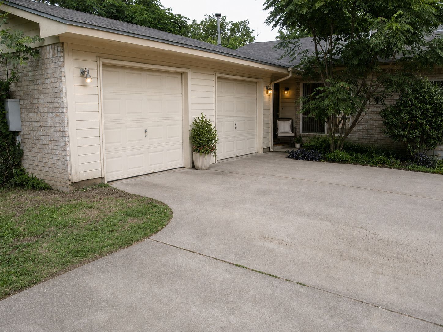 Property Photo:  902 Quartz Court B  TX 78613 