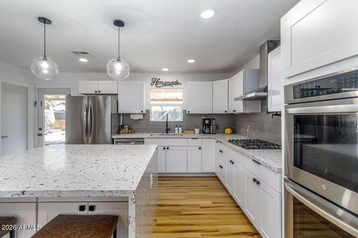 Property Photo:  2026 W Rancho Drive  AZ 85015 