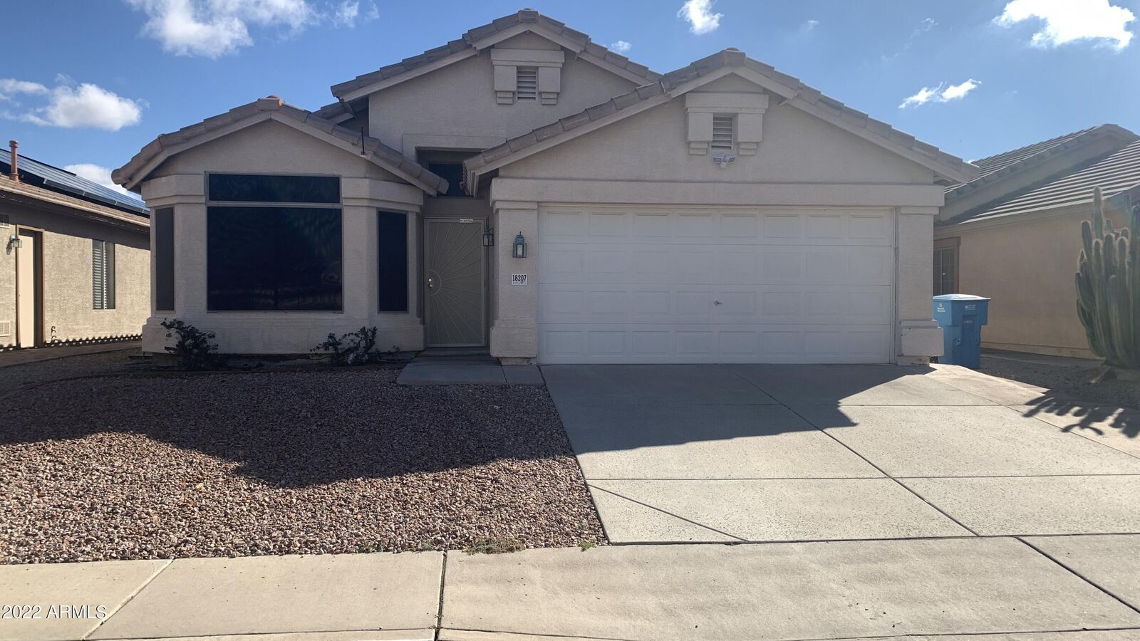 Property Photo: 18207 N 5th Avenue AZ 85023
